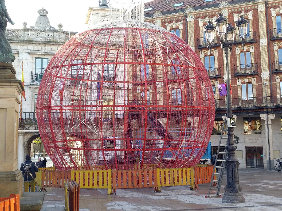 Actualidad Burgos: El Ayuntamiento se gastará 130.000 euros en la iluminación navideña