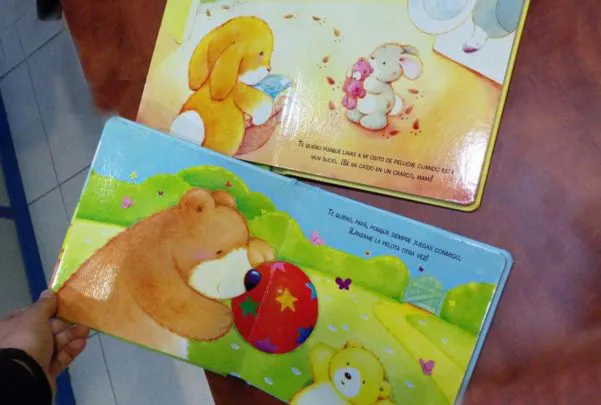 Actualidad Burgos: Facua denuncia por sexistas los cuentos ‘Te quiero papá’ y ‘Te quiero mamá’ de Todolibro