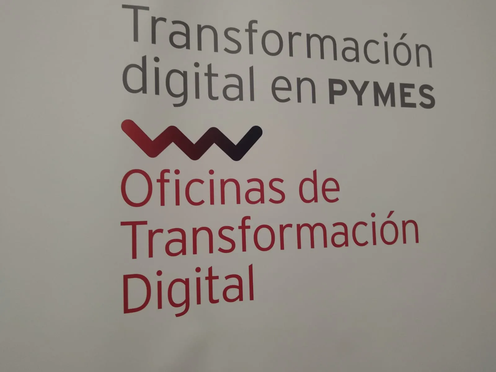 Local Burgos: FAE presenta la Oficina de Transformación Digital de Castilla y León concedida por Red.es