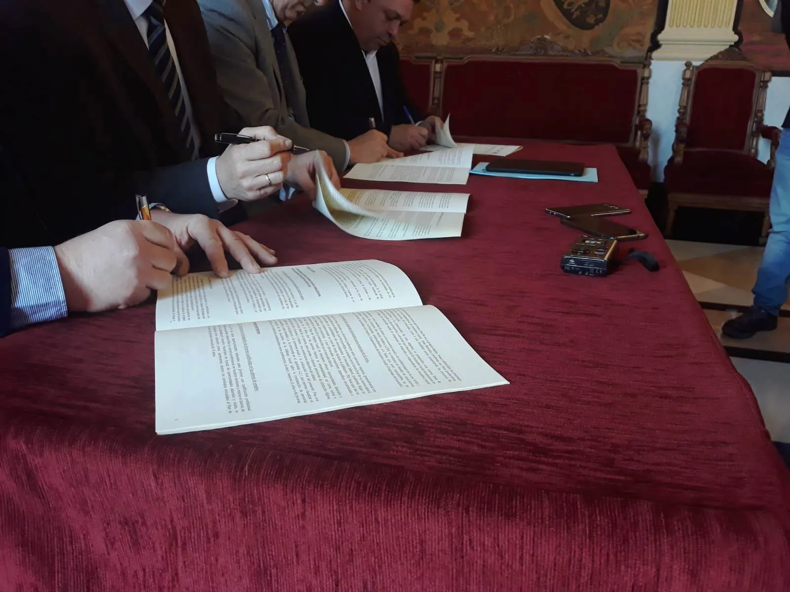 Local Burgos: El Ayuntamiento invierte 5 millones de euros en Diálogo Social para incentivar la creación de empleo