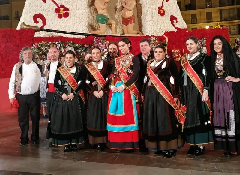 Local Burgos: Una delegación del Ayuntamiento visita las Fallas de Valencia