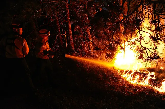 Castilla y León Burgos: El PSOE exige que se haga el llamamiento a los trabajadores del programa de prevención y extinción de incendios forestales