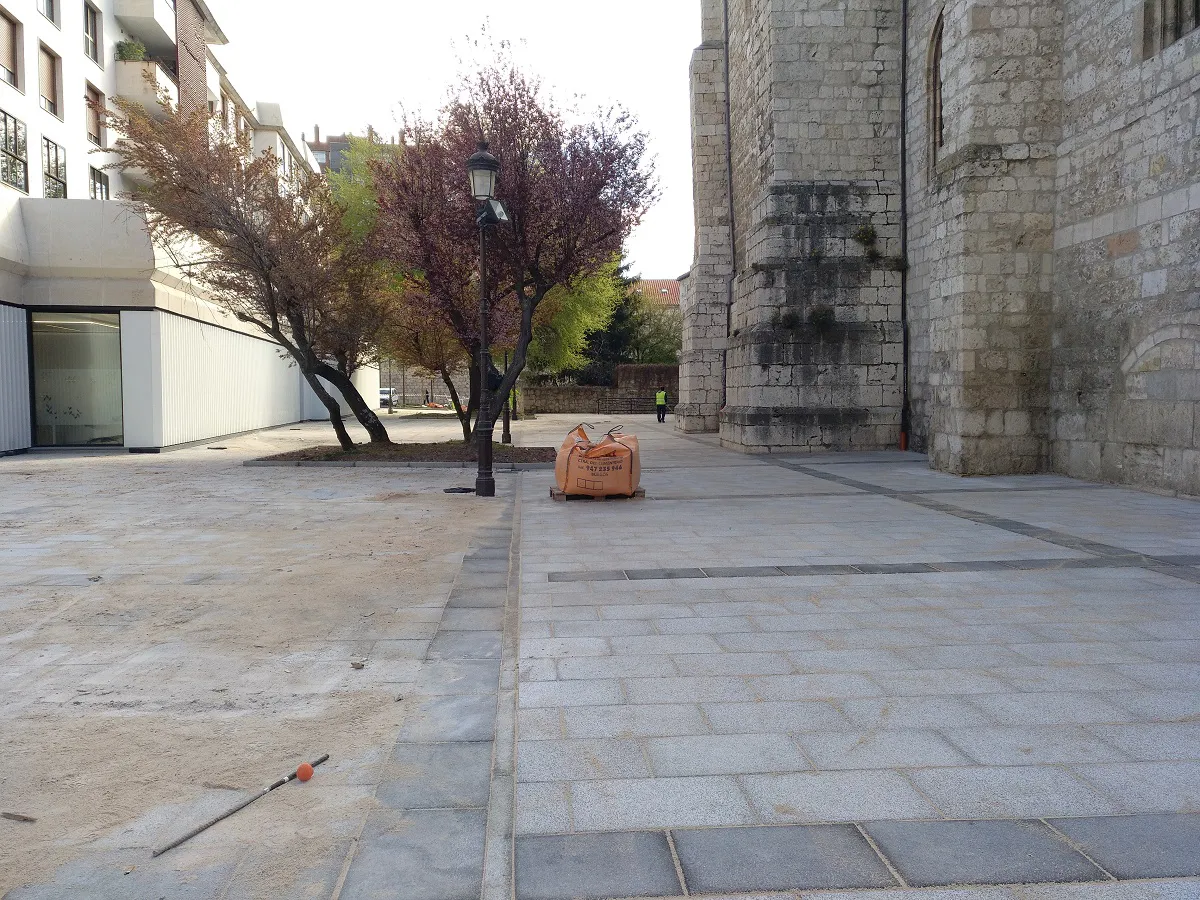 Actualidad Burgos: El PSOE presenta un recurso ante la Junta Electoral por la visita del alcalde al pasaje de San Lesmes