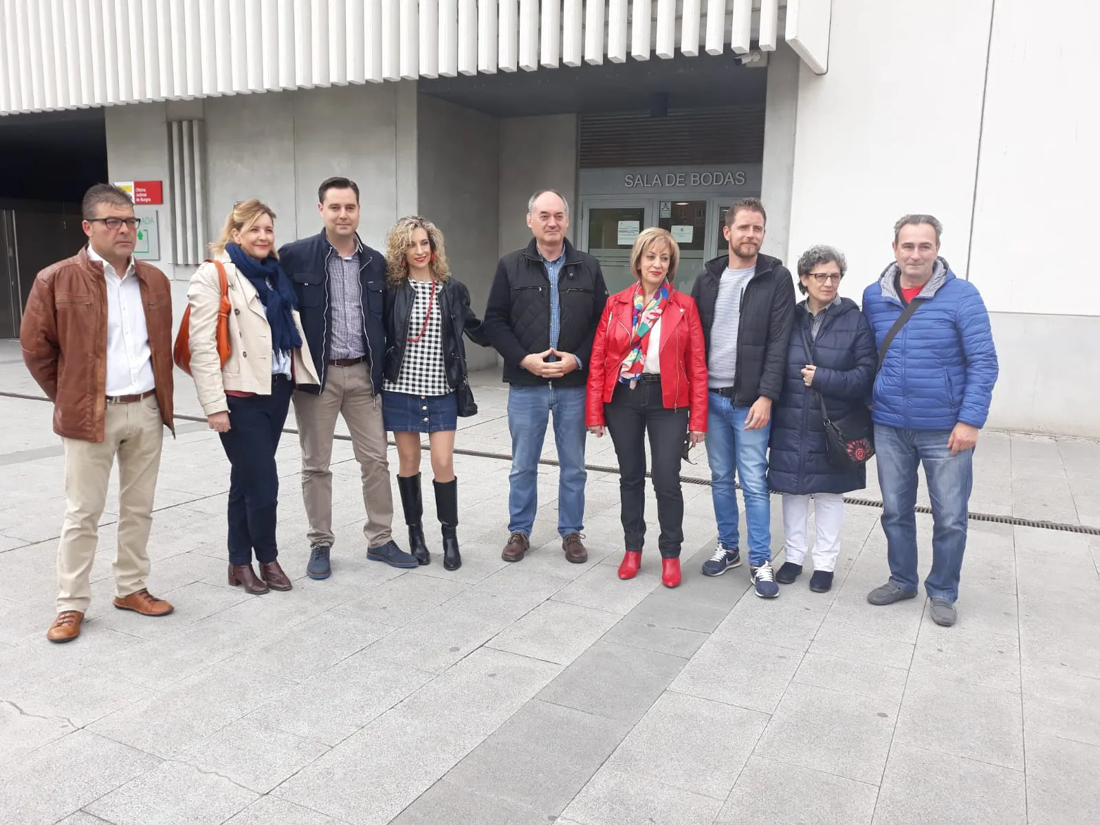Local Burgos: El PSOE registra su candidatura municipal con la esperanza de gobernar al margen de las derechas