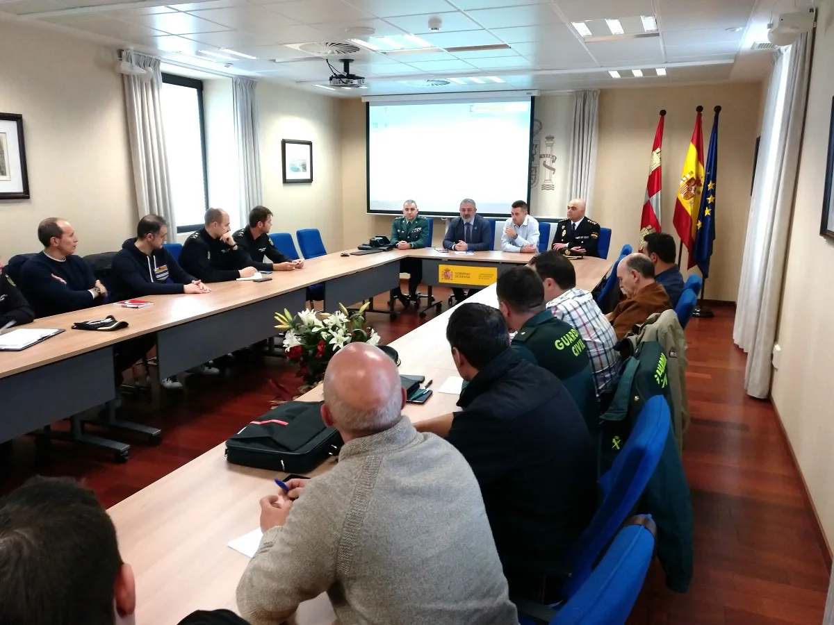 Actualidad Burgos: Agentes de Policía Nacional y Guardia Civil reciben un curso sobre ciberseguridad