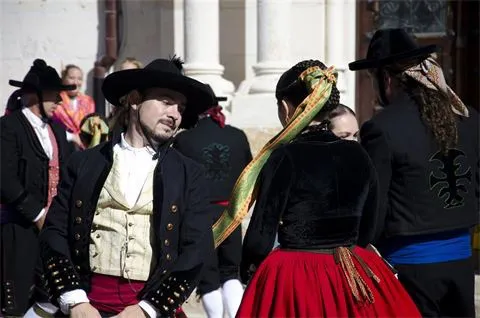 Cultura Burgos: Afronta el domingo con una sonrisa