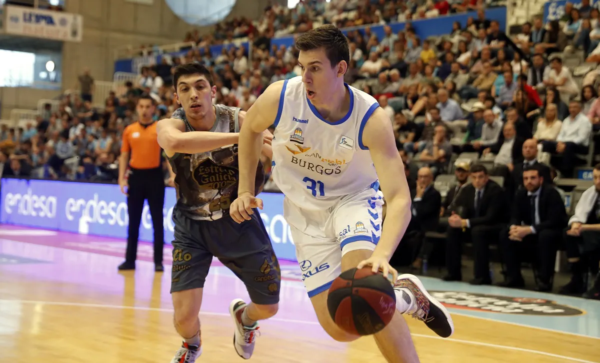 Baloncesto Burgos: El San Pablo Burgos doblega a Breogán y se gana el derecho a jugar en Europa (76-95)