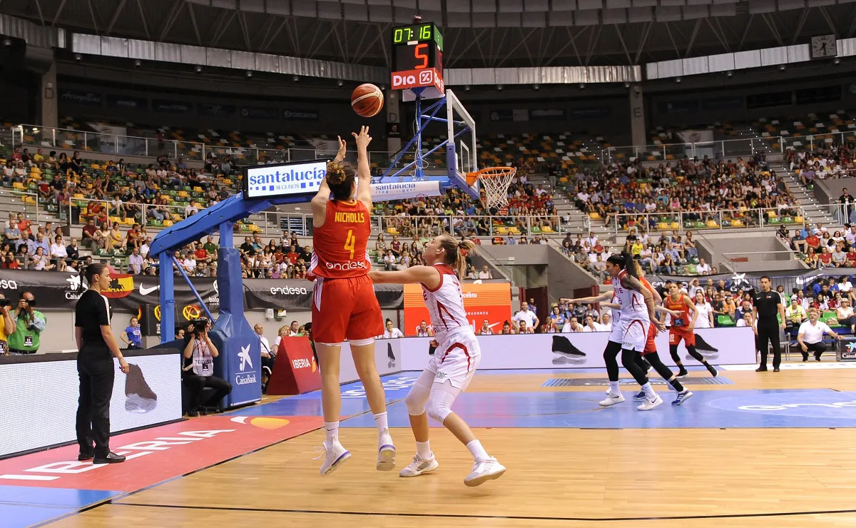Deportes Burgos: España rompe con carácter el muro turco y se lleva el Torneo del Coliseum (58-55)