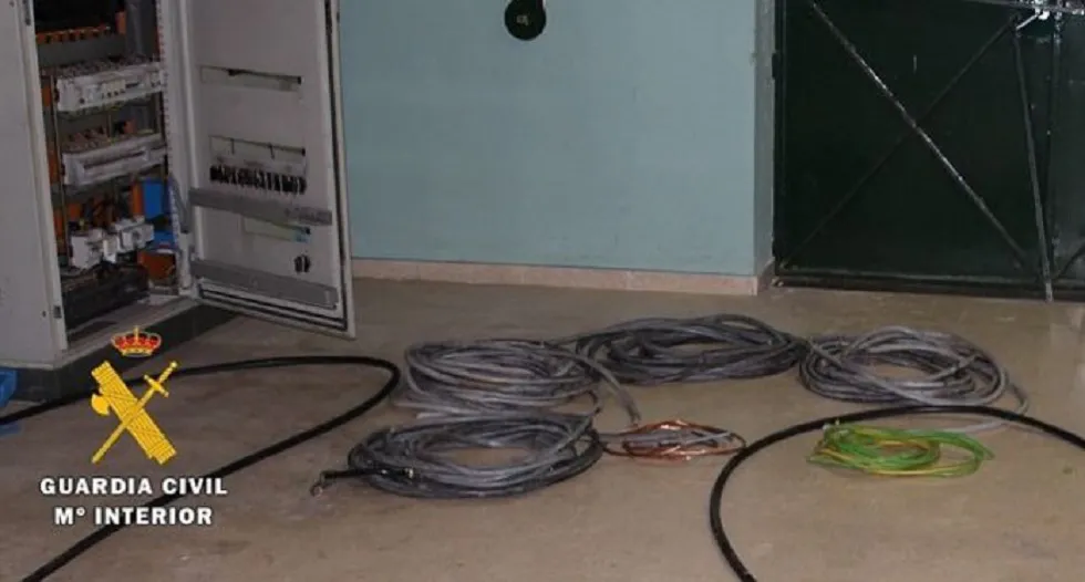 Sucesos Burgos: Tres detenidos por intentar robar cobre en un repetidor de telefonía
