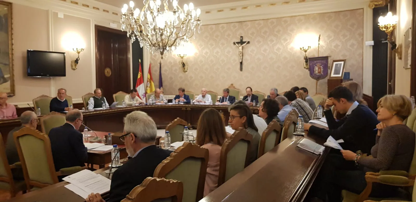 Provincia Burgos: La Diputación da el visto bueno a los Planes Provinciales y la oposición censura los reconocimientos extrajudiciales de crédito