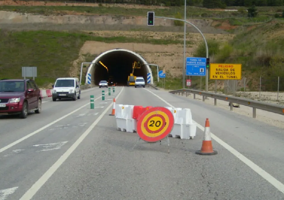 Provincia Burgos: Fomento realiza un simulacro en el túnel de Fuentebuena de la autovía de circunvalación BU-30