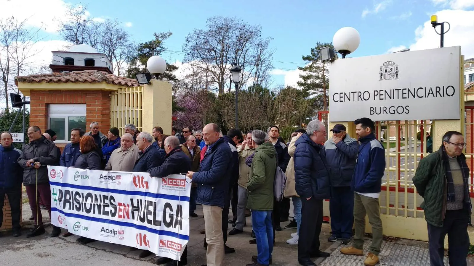 Los trabajadores de las prisiones sufrieron 3.209 agresiones desde 2010, una al día