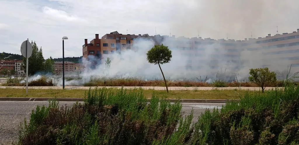 Conato de incendio en un secarral de Fuentecillas