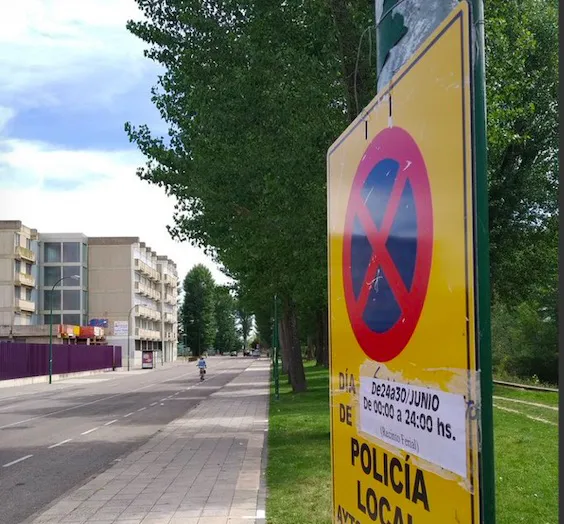 Cortadas las calles Francisco de Vitoria y Eloy García de Quevedo desde las 00.00 h. por el montaje de la Feria