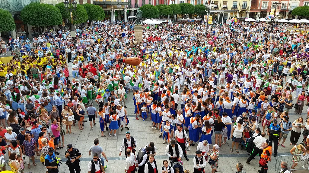 Santamaría se muestra satisfecho por el desarrollo de las Fiestas