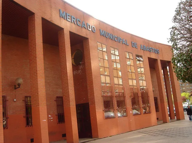 Licitación de las concesiones administrativas de los puestos de venta del mercado G9