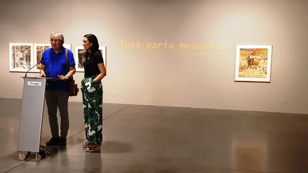 José María Mezquita recrea en acuarela y dibujo su memoria del tiempo en ‘La casa de Palomares’