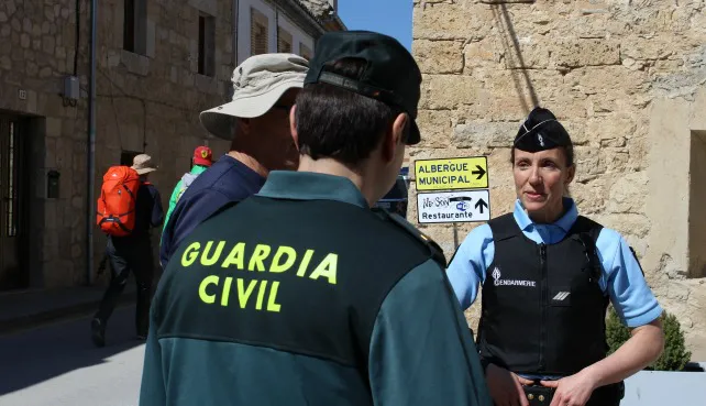 La Guardia Civil refuerza la seguridad en el Camino de Santiago gracias a una funcionalidad móvil integrada en la app Alertcops