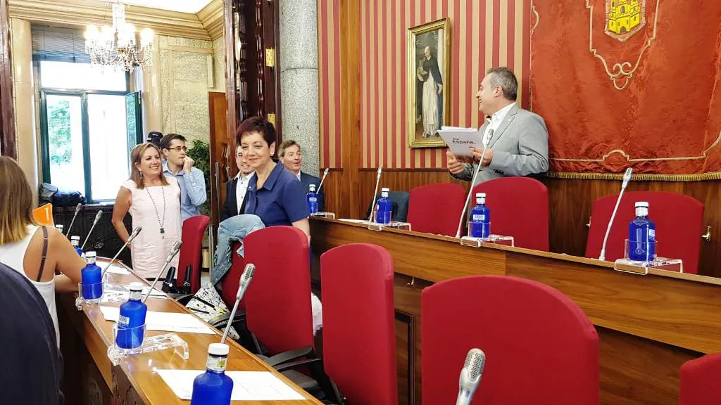 Ciudadanos denuncia que el PSOE se niega a condenar los insultos y los actos de intimidación del 15 de junio