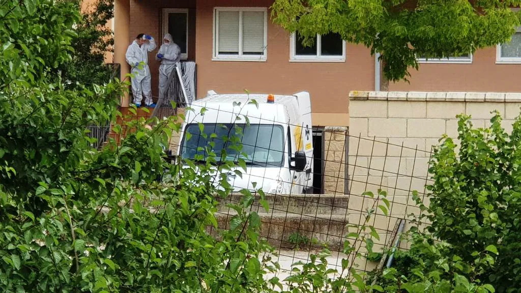 El hijo del matrimonio de Villagonzalo Pedernales se encuentra estable dentro de la gravedad tras ser intervenido