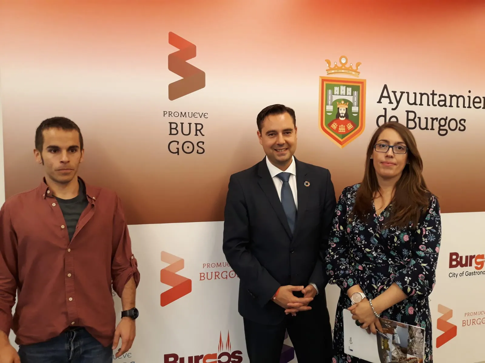 Promueve Burgos estrena imagen tras un año de espera