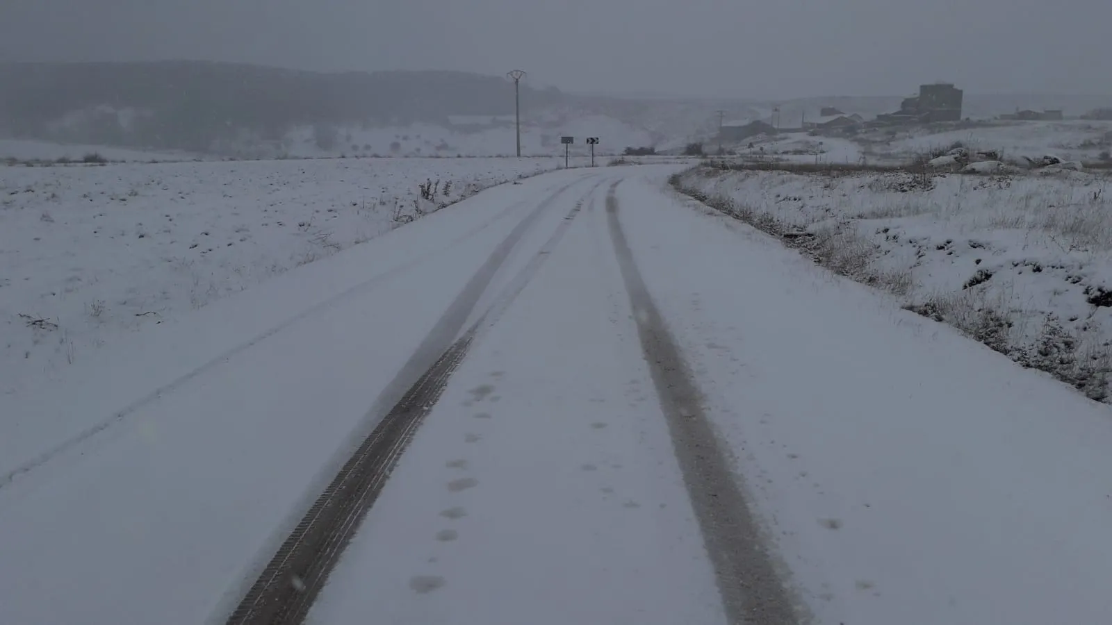 La nieve y la fauna provocan un retraso en la constitución de mesas electorales