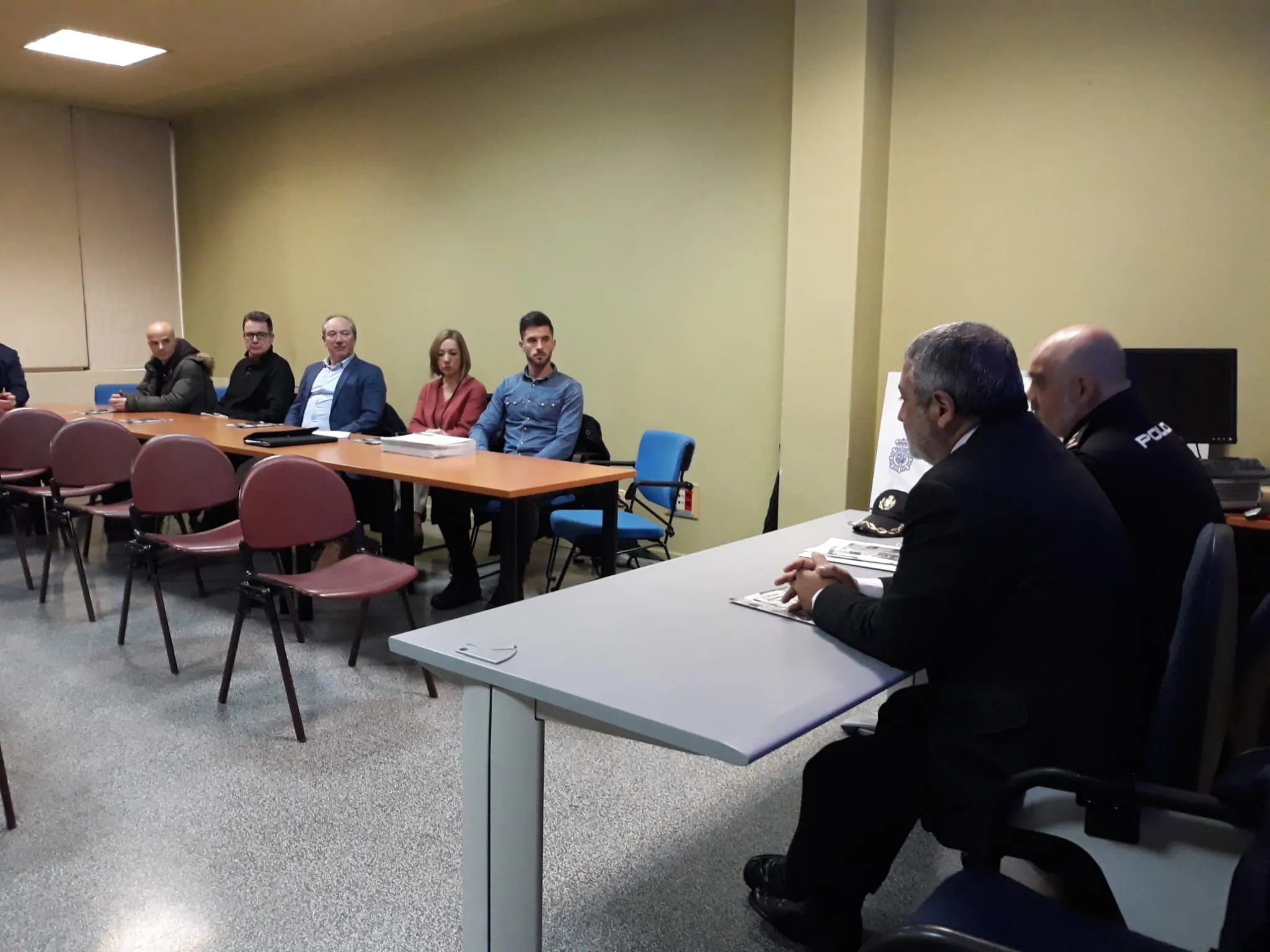 La Policía Nacional dobla efectivos en el Plan Comercio Seguro