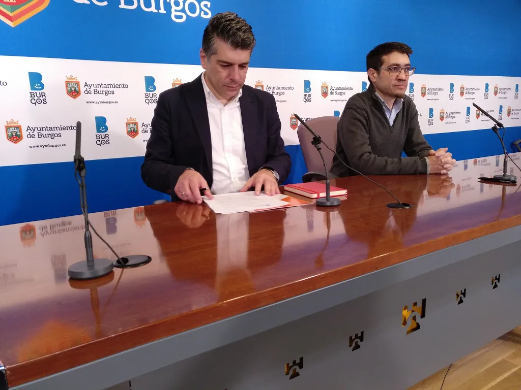 Cs solicita crear una tarjeta o aplicación informática para que el ciudadano interactúe con el Ayuntamiento