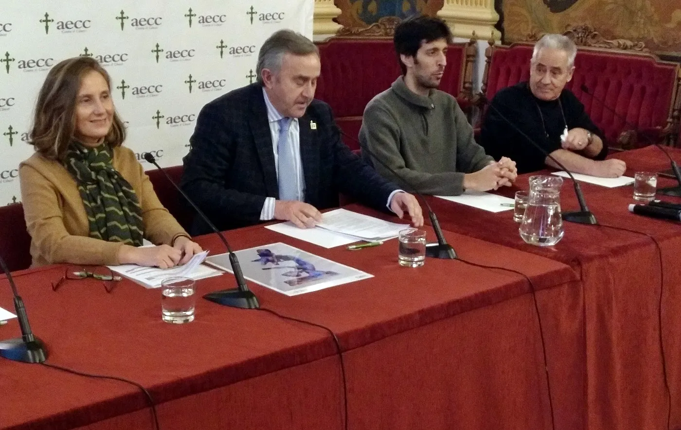 La AECC entrega una beca de investigación al doctor Hugo Arasanz dotada con 120.000 euros