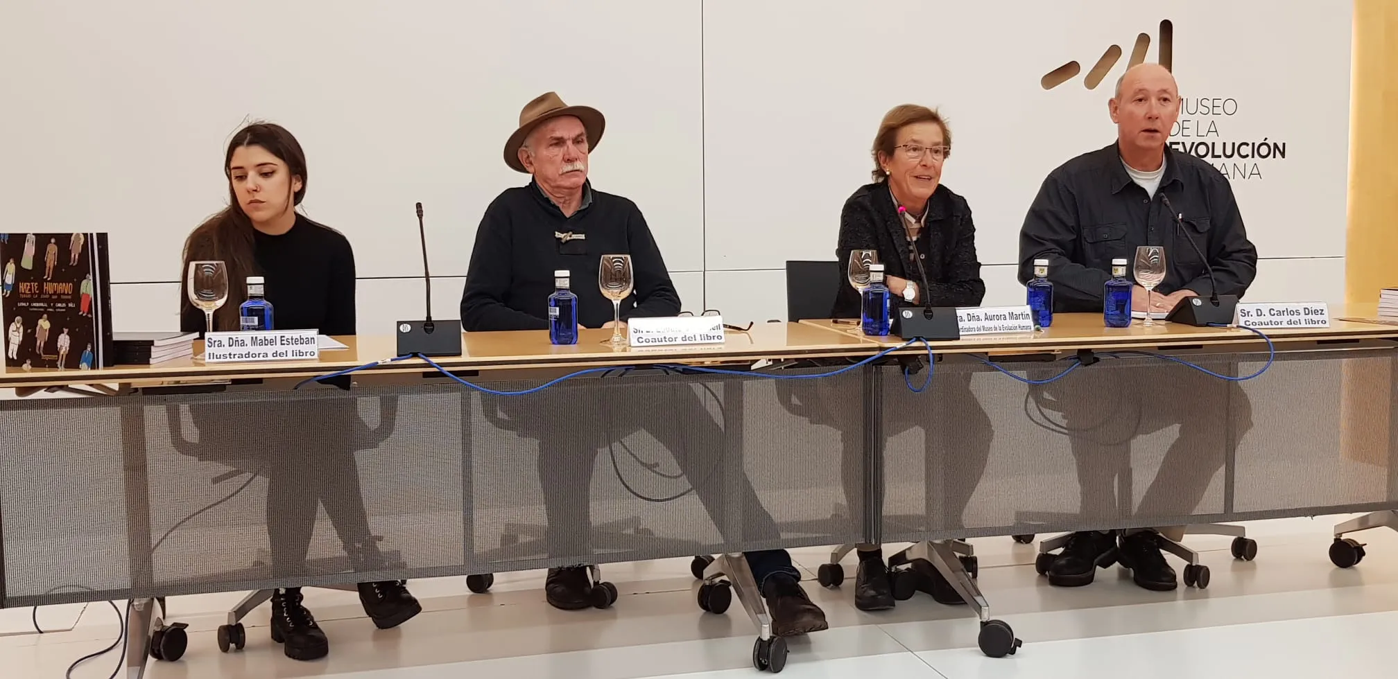 ‘Hazte Humano. Tengas la edad que tengas’, el libro que muestra las facultades que nos han hecho humanos