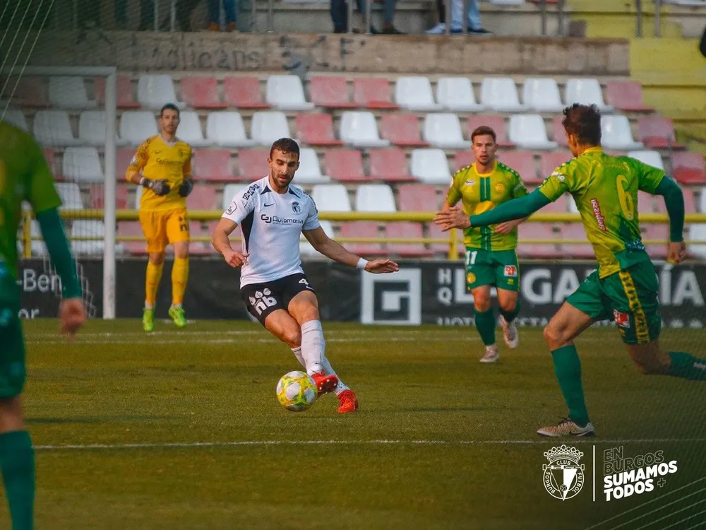 Fútbol Burgos: Acuerdo para la rescisión del contrato de Pizzorno
