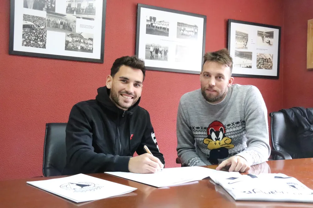Fútbol Burgos: Lobato reforzará el lateral izquierdo del Burgos CF