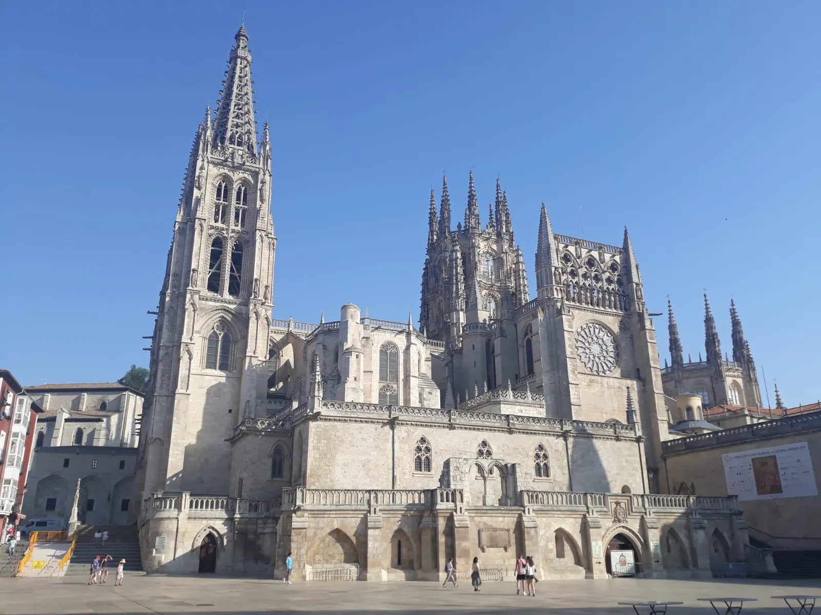 Peridis y Luis Mayo reflexionarán sobre las motivaciones de la creación artística en Diálogos en la Catedral