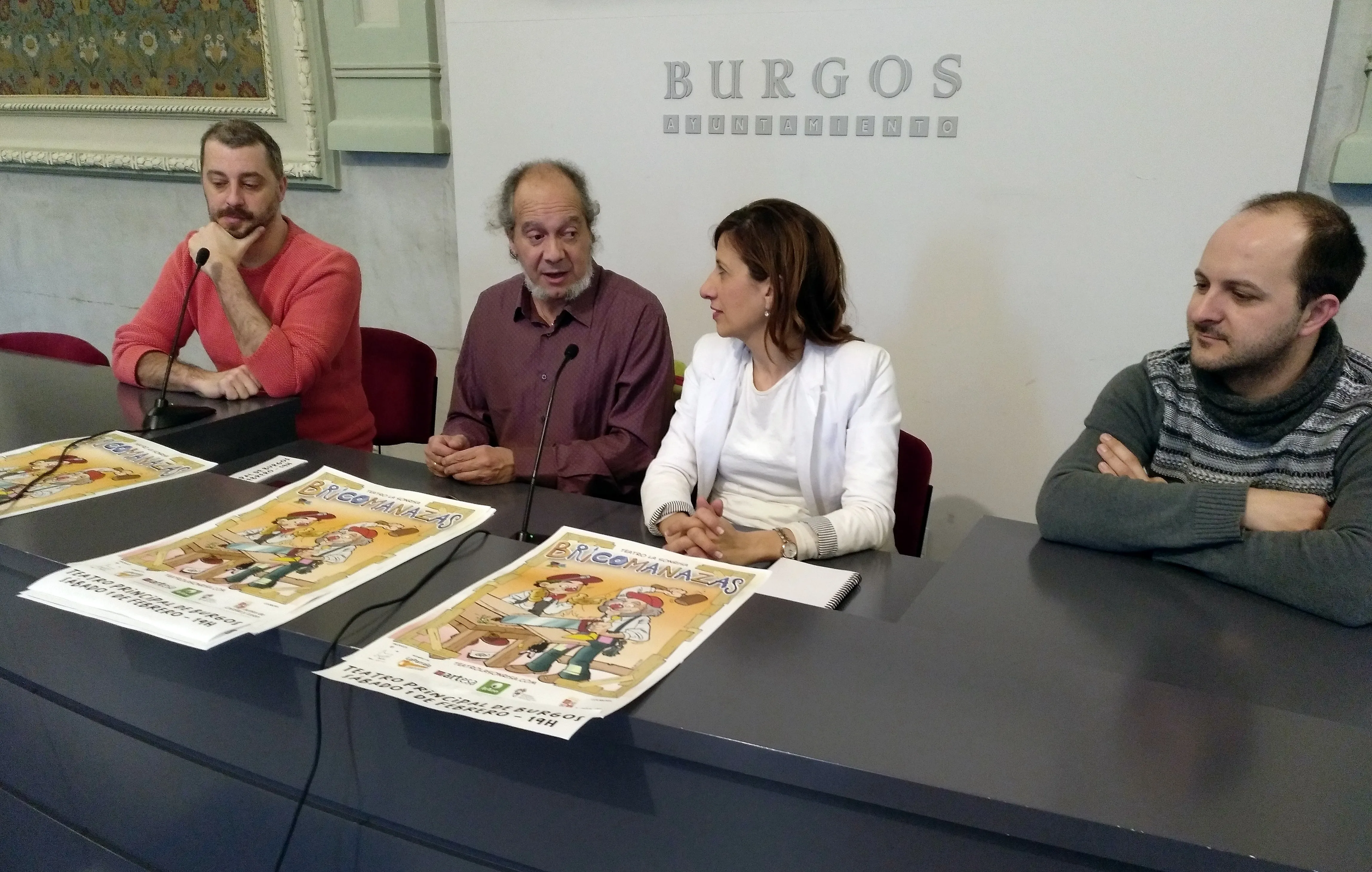La compañía de teatro La Sonrisa estrena en Burgos su espectéculo Bricomanazas