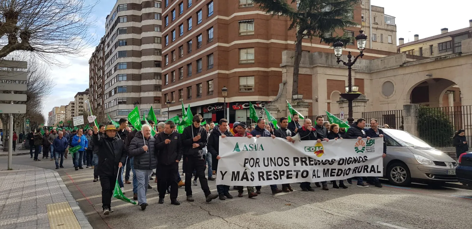 Economía y Empresa Burgos: ¿Por qué se movilizan los agricultores?: Un kilo de patatas 0,17 euros en origen, 1,25 en destino