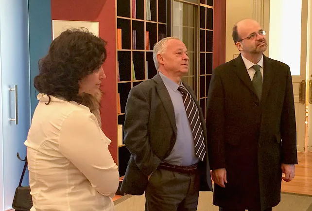 La Asociación Taurina Parlamentaria reconoce a Gonzalo Santonja con el ‘Premio a la Manifestación Artística y Cultural’
