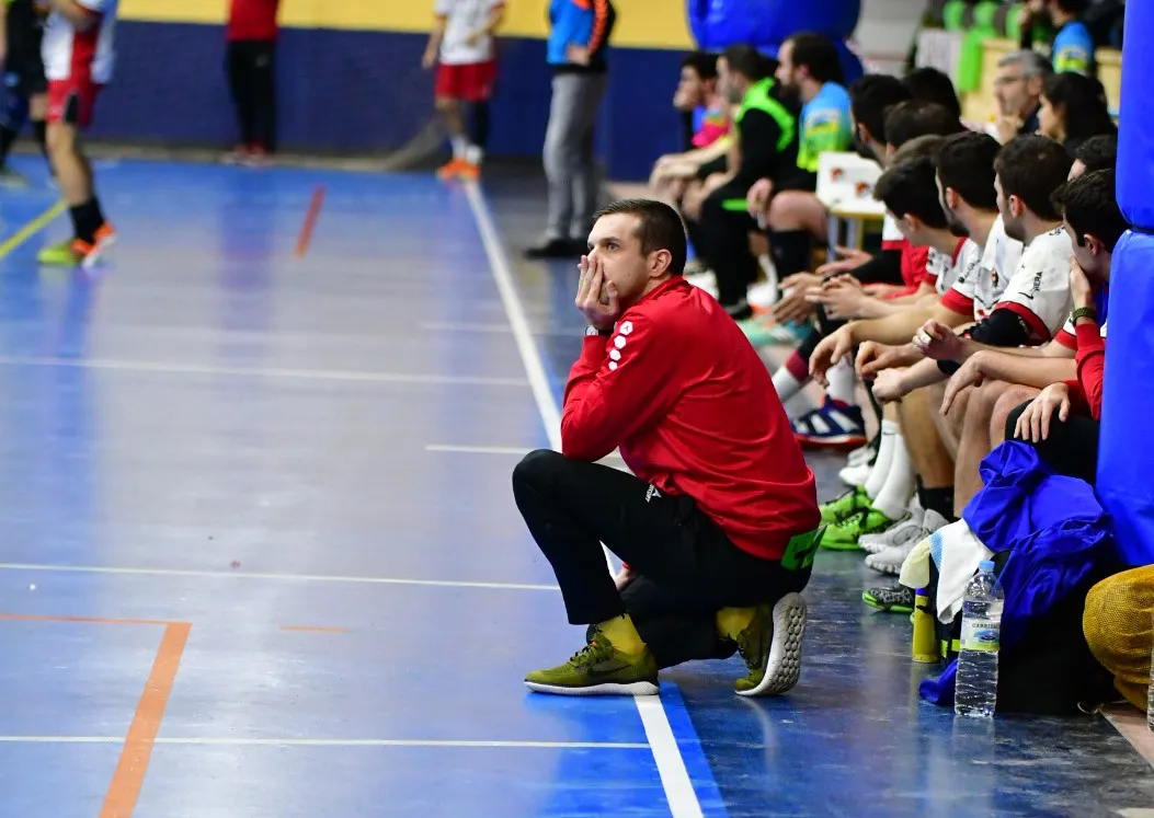 Nacho González renueva como entrenador del Balonmano Burgos UBU-San Pablo
