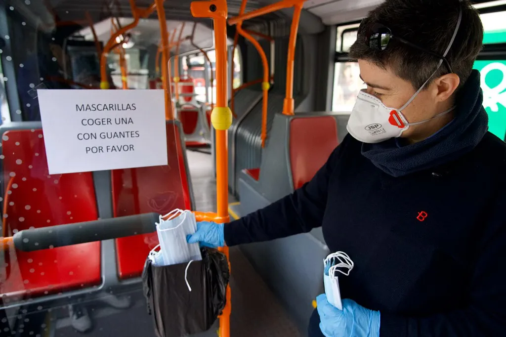 El Ayuntamiento ha distribuido entre el lunes y el martes, 10.000 mascarillas
