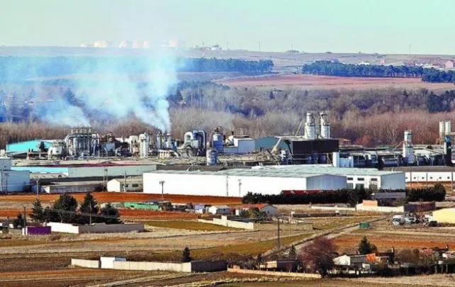 Se solicitará sanción administrativa a Kronospan por contaminar