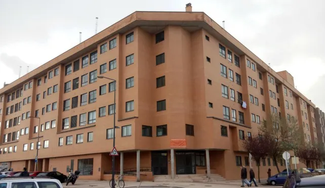 Economía y Empresa Burgos: La crisis del COVID-19 recae en las hipotecas en Burgos, que se desploman un 37% en marzo
