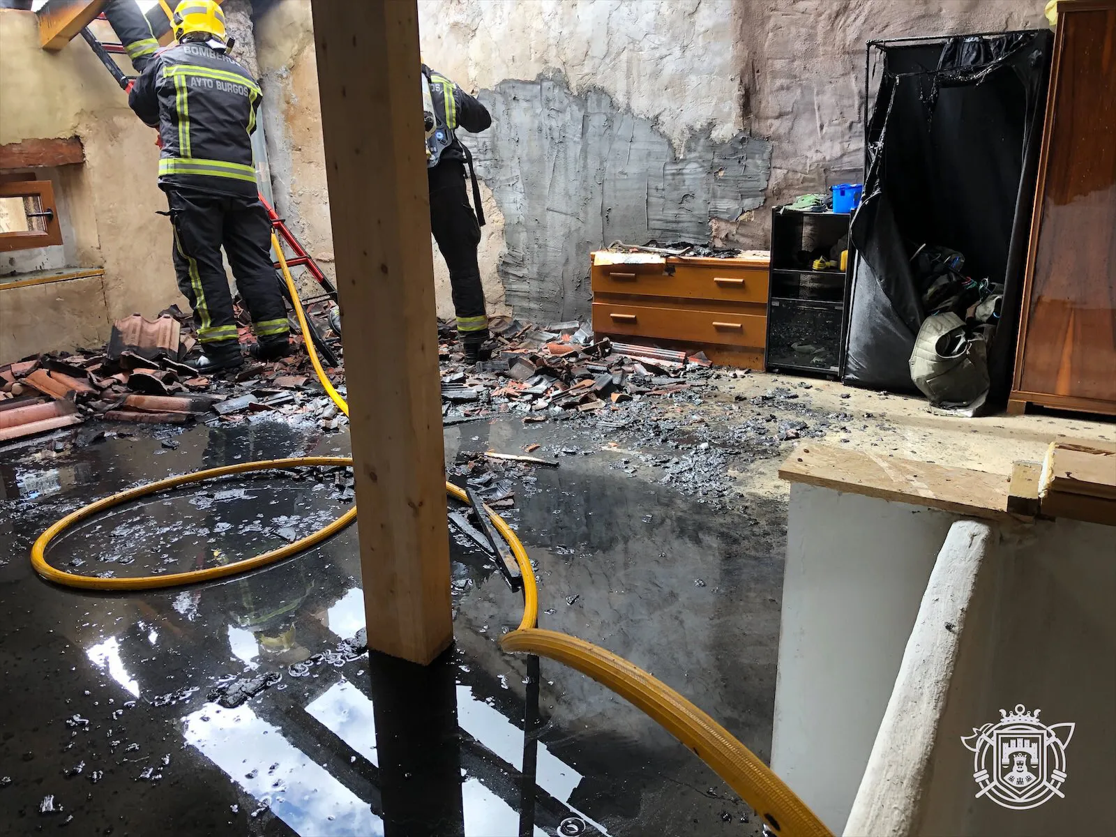 Sofocan un incendio en Tobes y Rahedo