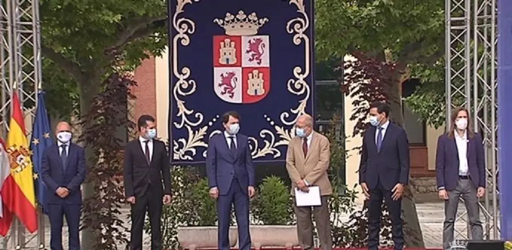 Junta, PSOE, PP, Cs, Podemos y Por Ávila firman un histórico pacto para la recuperación económica de CyL
