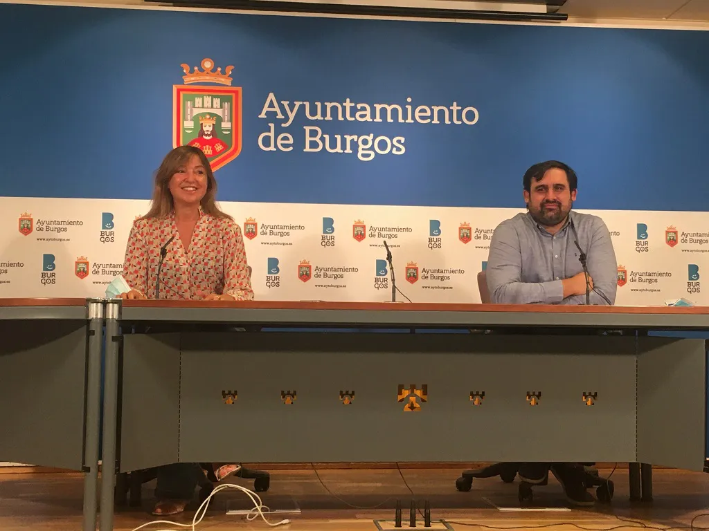 Expolio, chantaje, traición y despilfarro: así opinan en el PP del Decreto del Gobierno sobre los remanentes de los ayuntamientos