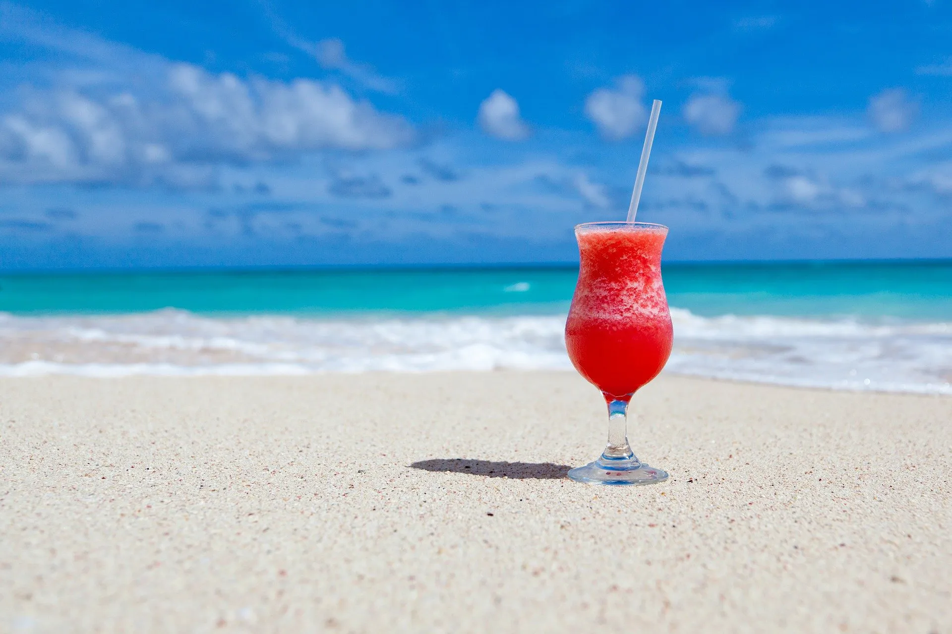 La playa y el mar: fuente de salud para las personas mayores