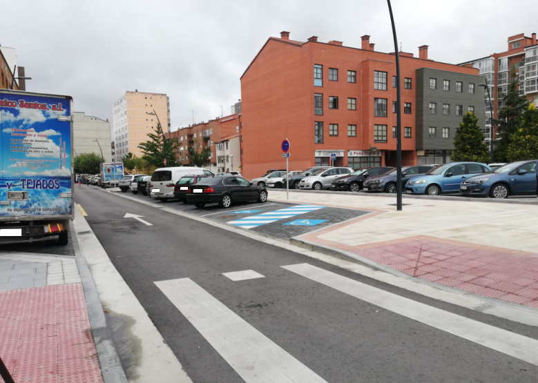 Foto de contexto de calles del barrio de Capiscol tras las obras de regeneración de 2020.