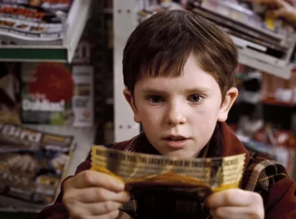 El fundador de una marca de golosinas regala la llave de su fábrica al estilo Willy Wonka
