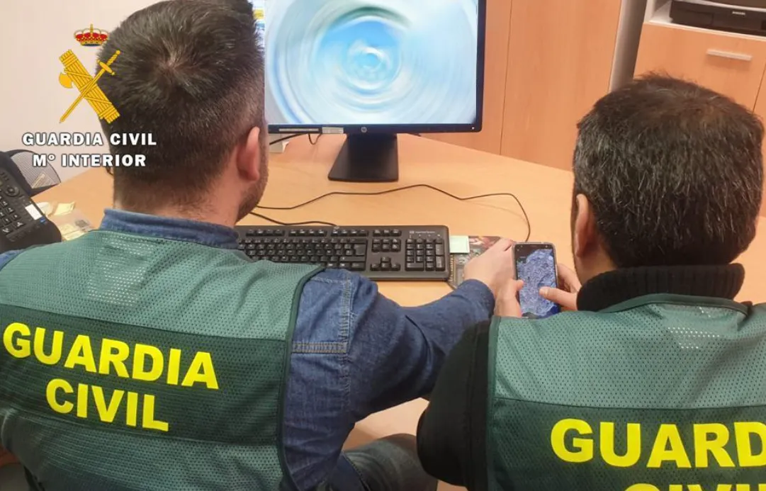 La Guardia Civil detiene a una persona por estafa bancaria a través de la web