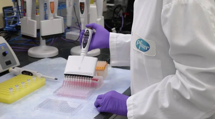 COVID-19 Burgos: Datos preliminares apuntan a una eficacia del 90 % de la vacuna de Pfizer contra la covid-19