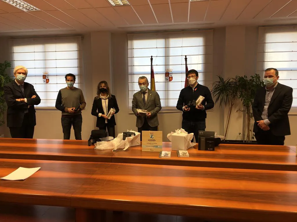 Educación Burgos: La Junta entrega al colegio ‘La Salle’ y al CEIP ‘Pons Sorolla’ la acreditación de ‘Centro Educativo Sostenible’