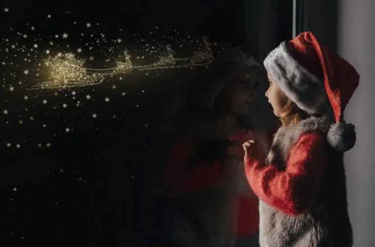 SOCIBUR propone adornar las ventanas con motivos navideños
